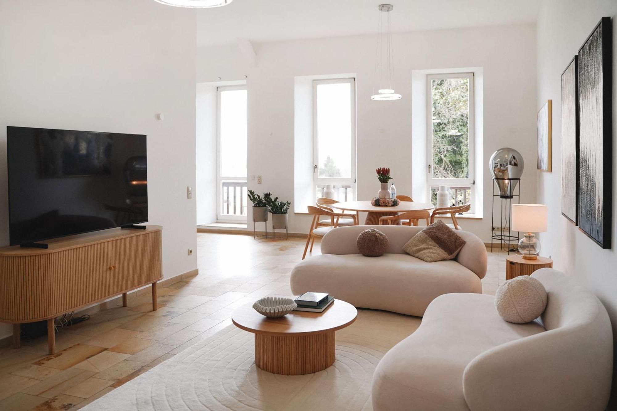 Loewenherz Homes Luxury Apartment - Stadt- Und Seenaehe - Fellnasenfreundlich - Lichtdurchflutet Stephanskirchen Zewnętrze zdjęcie