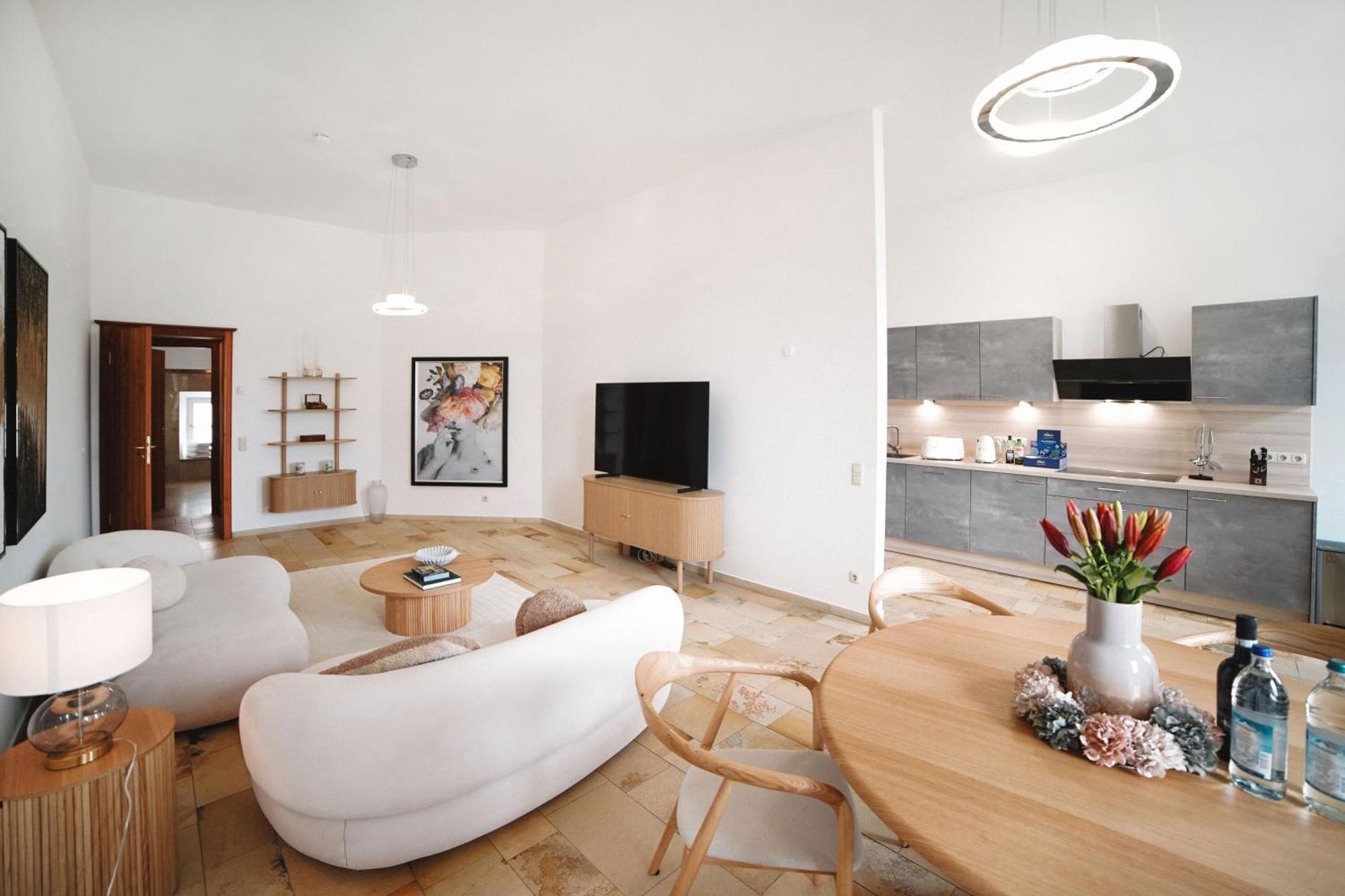 Loewenherz Homes Luxury Apartment - Stadt- Und Seenaehe - Fellnasenfreundlich - Lichtdurchflutet Stephanskirchen Zewnętrze zdjęcie